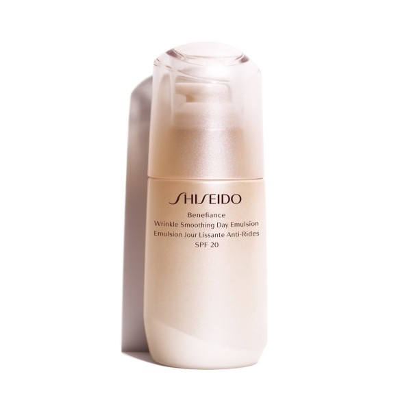 Shiseido Benefiance Wrinkle Smoothing Day Emulsion SPF20 leichte Tagespflege